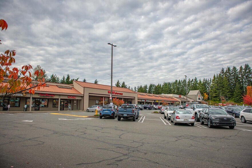 More Photos Of 6917-6979 Coal Creek Pky SE, Newcastle General Retail For Lease