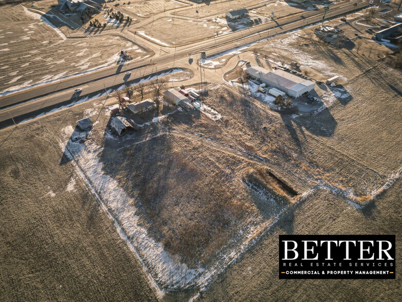 More Photos Of 3120 S Lincoln Ave, York Showroom For Sale