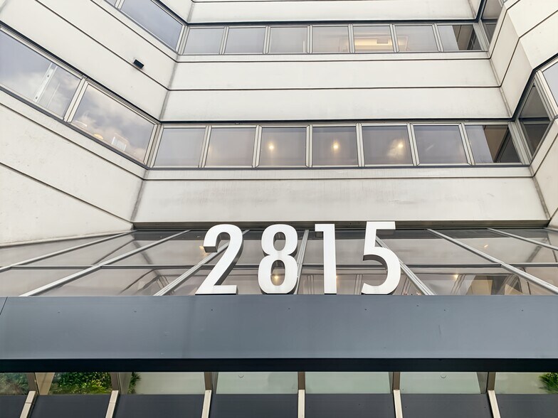 More Photos Of 2815 2nd Ave, Seattle Coworking Space