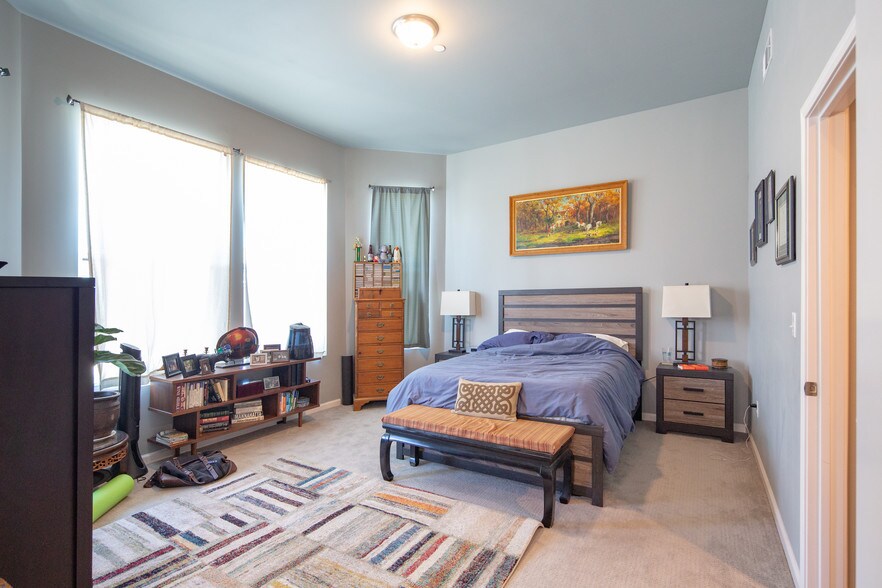 More Photos Of 350 4th St, Oakland Apartments For Sale