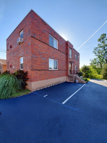 More Photos Of 6605 Hasler Ln, Cincinnati Apartments For Sale