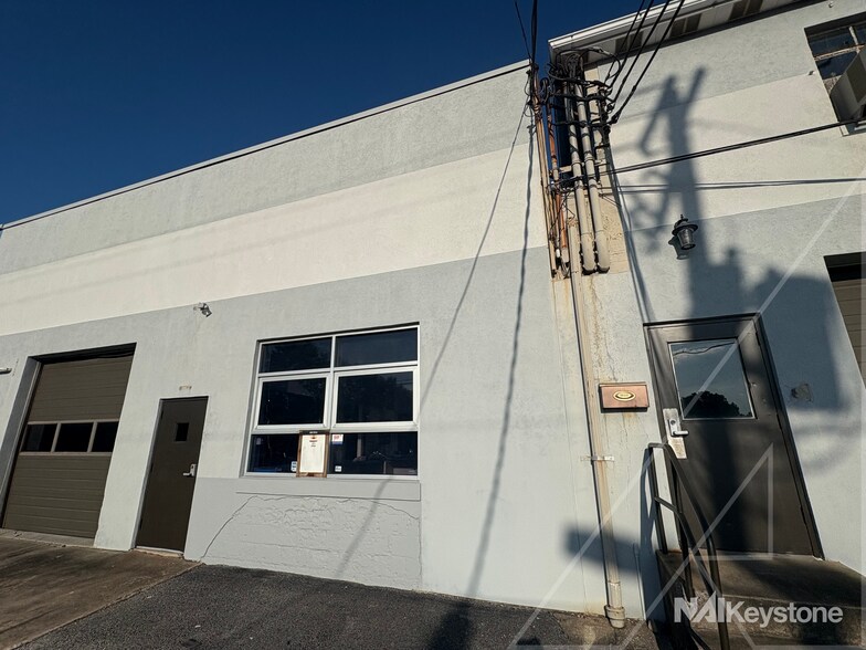 More Photos Of 60 E Penn Ave, Wernersville Auto Dealership For Sale