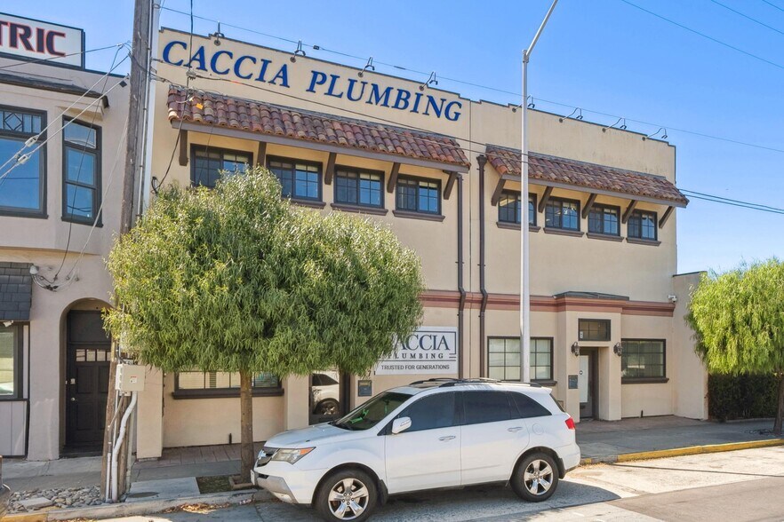 More Photos Of 917 N Amphlett Blvd, San Mateo Warehouse For Sale