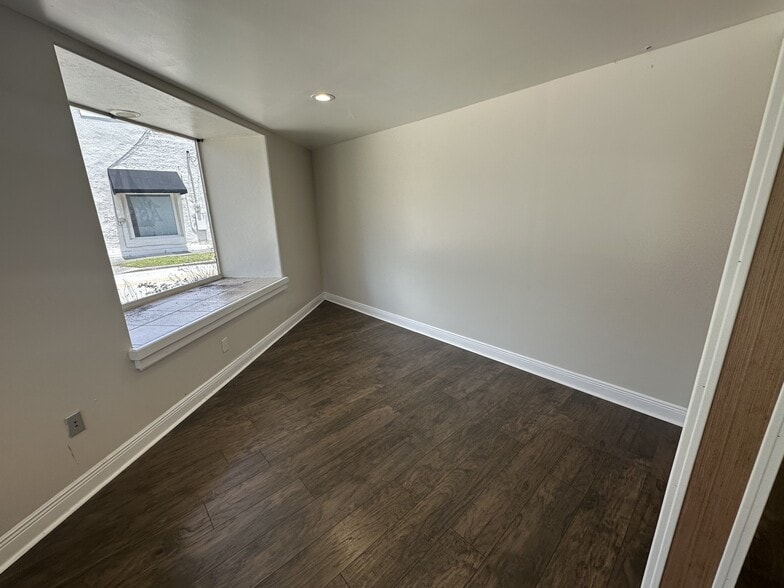 More Photos Of 465 E Main St, Bartow Medical For Lease