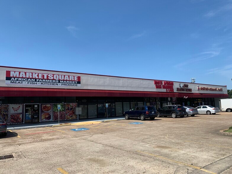 More Photos Of 1800-1830 W FM-1960, Houston Unknown For Lease