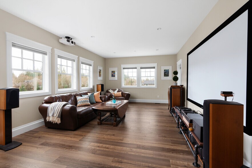 More Photos Of 9175 Gilmour, Mission Specialty For Sale