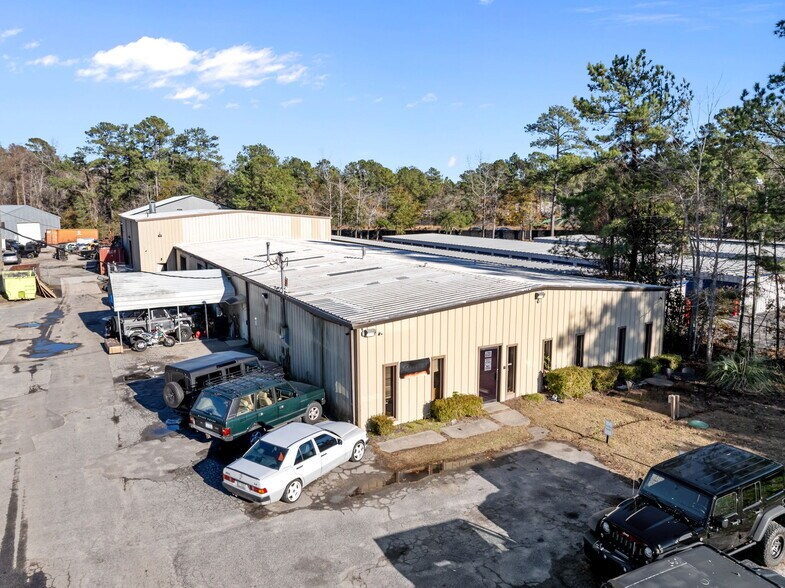 More Photos Of 4704 N College Rd, Castle Hayne Warehouse For Lease