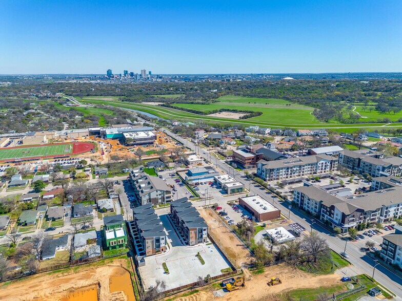 More Photos Of 123 Merritt St, Fort Worth Apartments For Sale