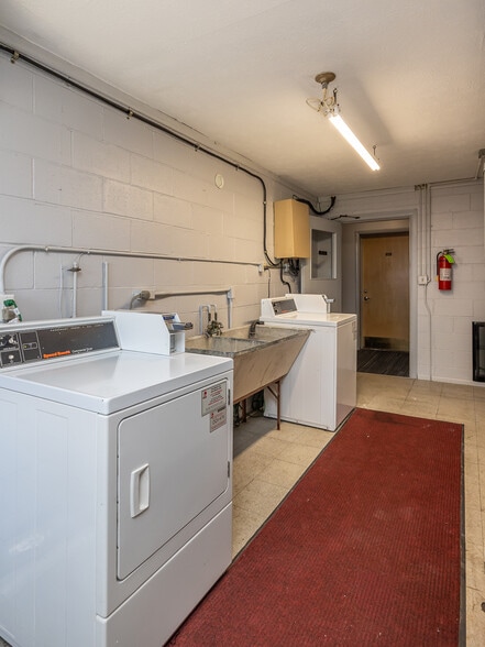 More Photos Of 30600 Euclid Ave, Wickliffe Apartments For Sale