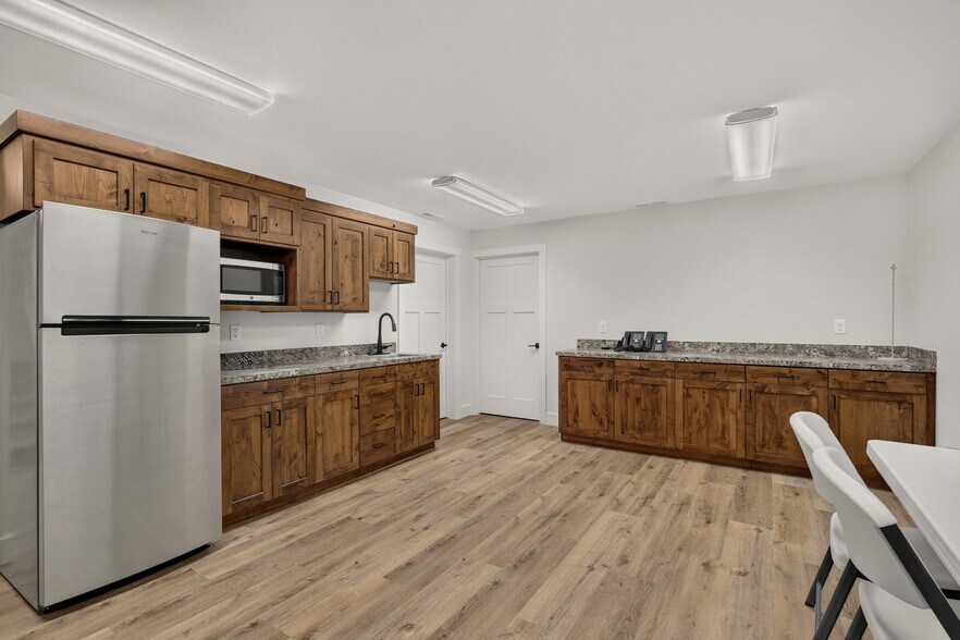 More Photos Of 688 Rigby Lake Dr, Rigby Healthcare For Sale