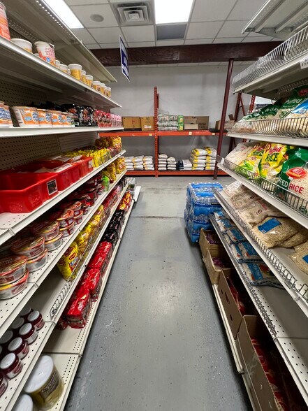 More Photos Of 139-141 Wayne Ave, Paterson Supermarket For Sale