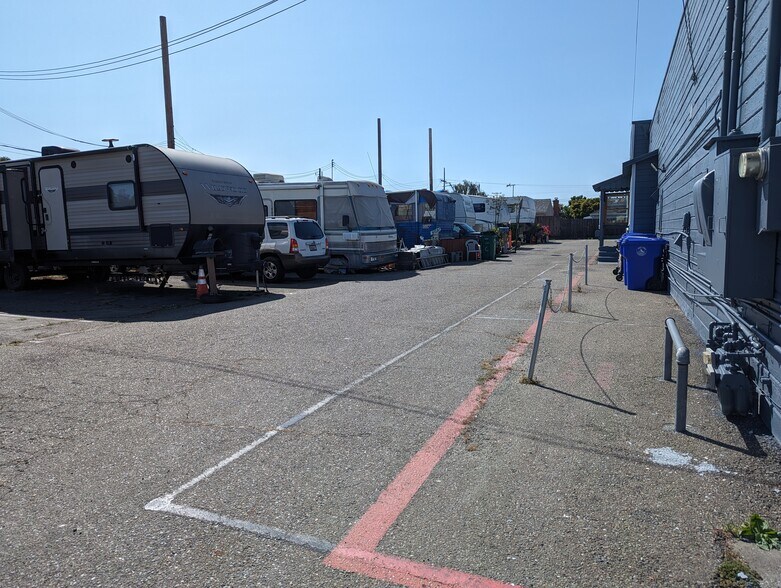 More Photos Of 1511 150th Ave, San Leandro Manufactured Housing Mobile Home Park For Sale