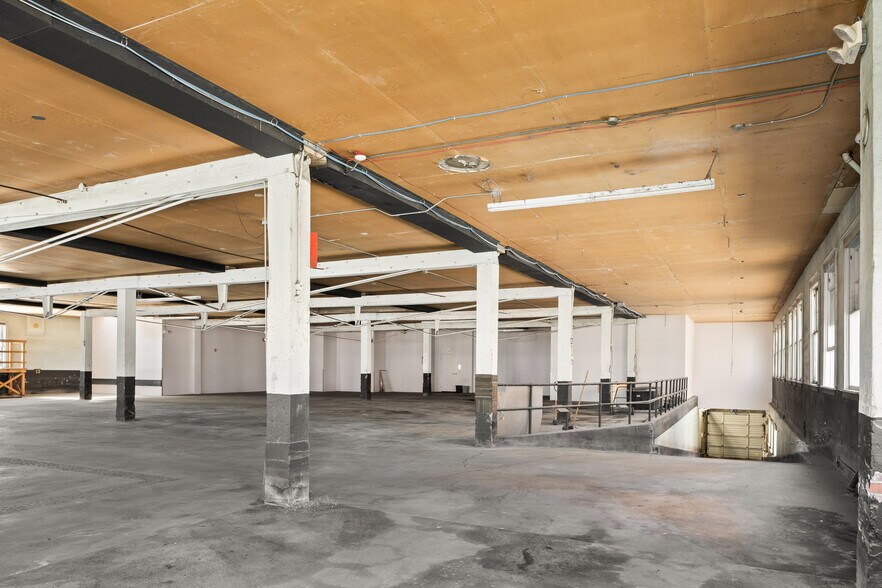 More Photos Of 417-425 W 2nd Ave, Spokane Medical For Lease