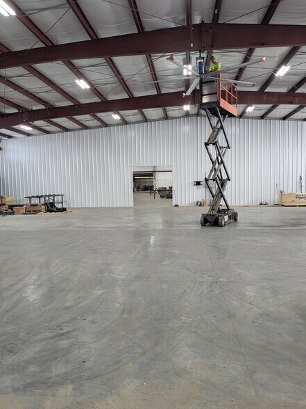More Photos Of 2047 State Highway Z, Sikeston Industrial For Lease