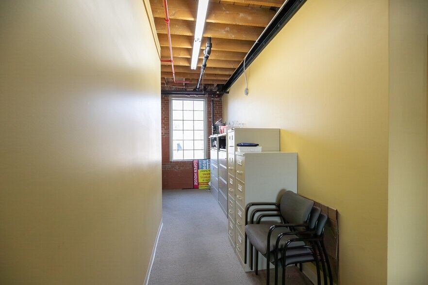 More Photos Of 40 Spruce St, Leominster Medical For Lease