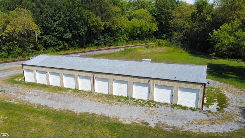 More Photos Of 400 S Wilson St, Benton Self Storage For Sale