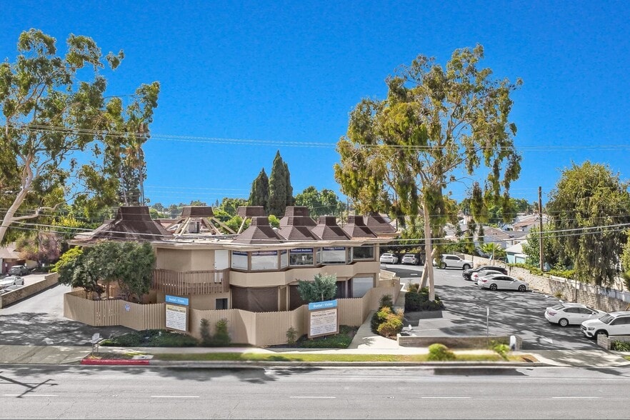 Primary Photo Of 11311 La Mirada Blvd, Whittier Medical For Lease
