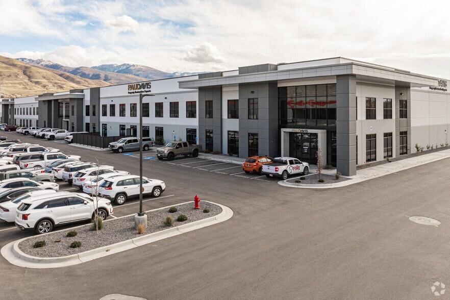 Primary Photo Of 70 N 1200 W, Centerville Warehouse For Lease