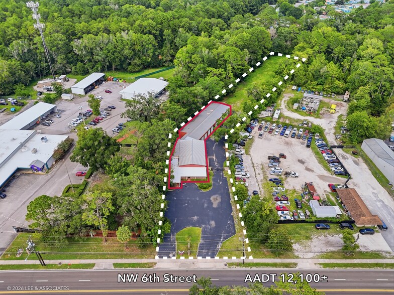 More Photos Of 4141 NW 6th St, Gainesville Warehouse For Sale