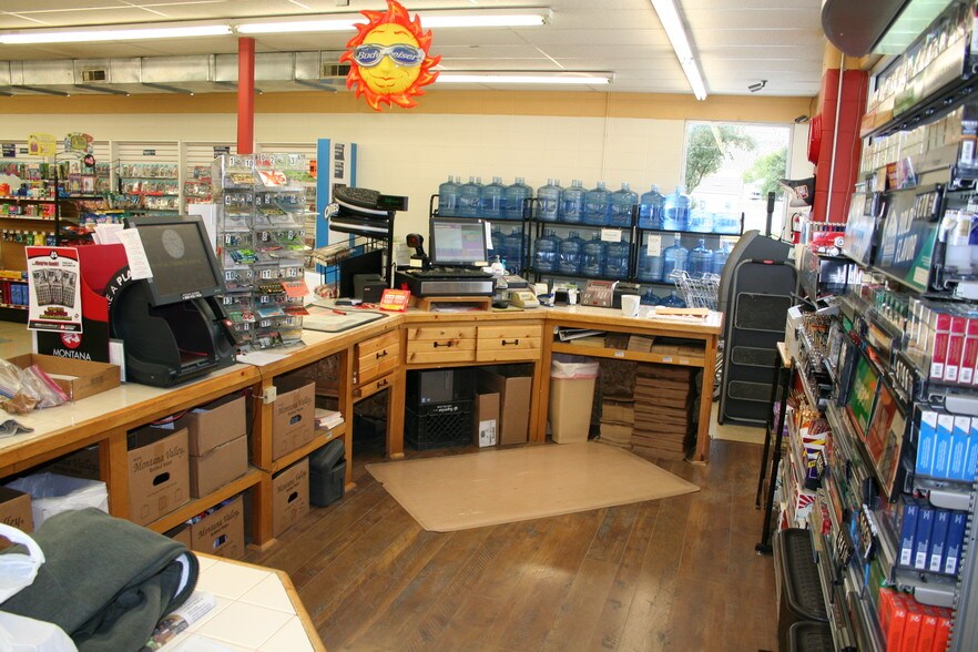 More Photos Of 1 N Clark St, Park City Convenience Store For Sale