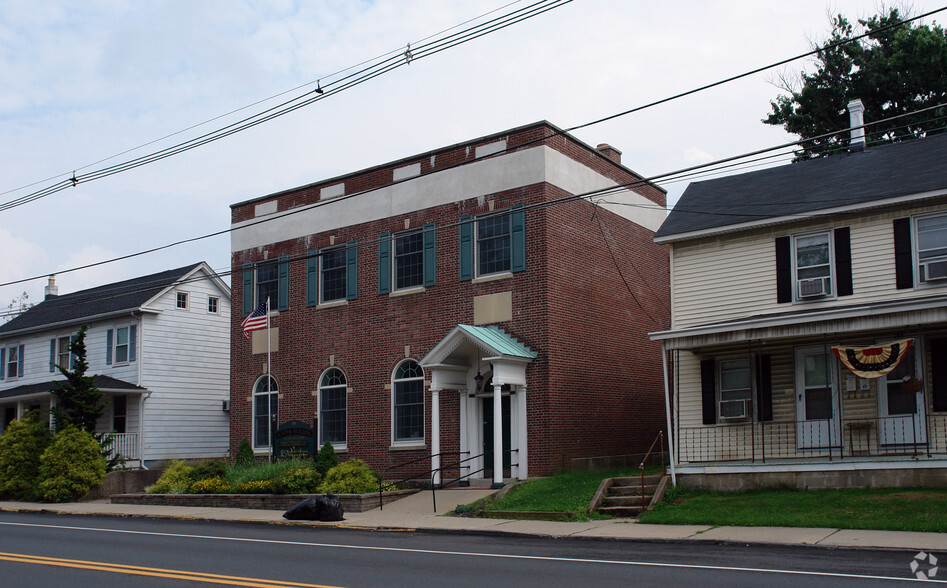 Primary Photo Of 151 W Washington Ave, Washington Office For Lease