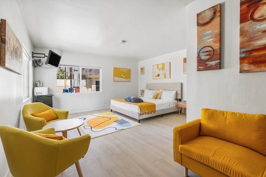 More Photos Of 526 S Warm Sands Dr, Palm Springs Hotel For Sale