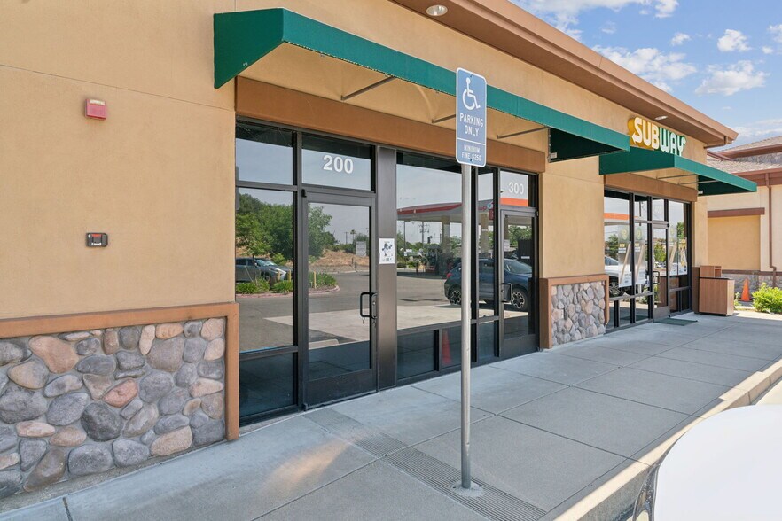 More Photos Of 4181 State Highway 49, Diamond Springs Fast Food For Lease