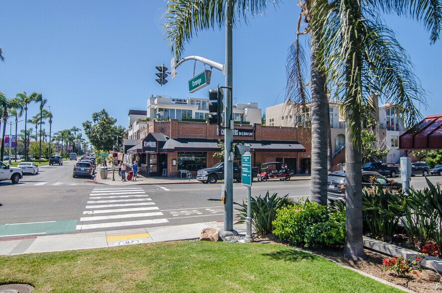 More Photos Of 132 Orange Ave, Coronado Storefront Retail Office For Sale