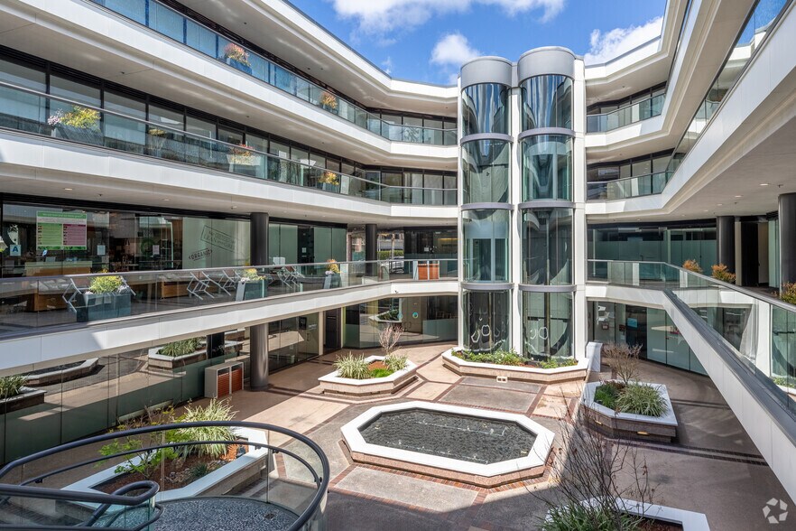 More Photos Of 7825 Fay Ave, La Jolla Office For Lease