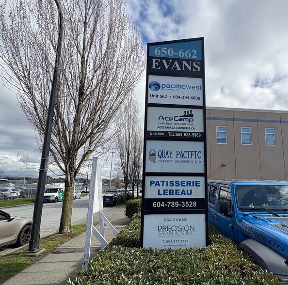 More Photos Of 656 Evans Av, Vancouver Warehouse For Sale