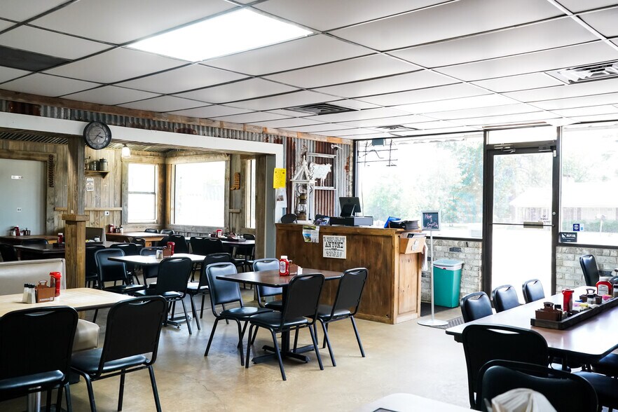 More Photos Of 108 S Main St, Yantis Restaurant For Sale