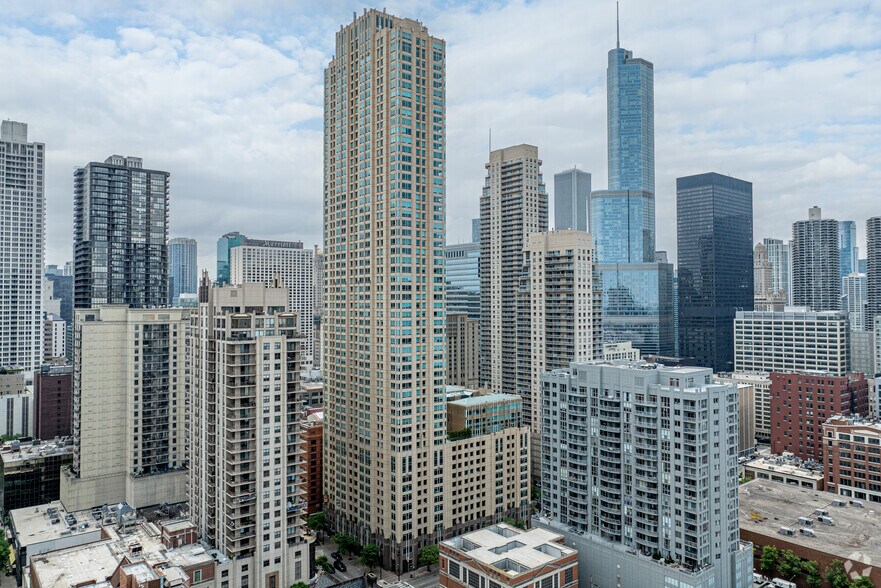 Primary Photo Of 33 W Ontario St, Chicago Apartments For Sale