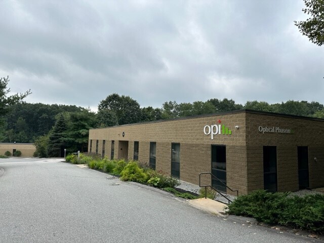 More Photos Of 9 Beaver Brook Rd, Littleton Research And Development For Lease