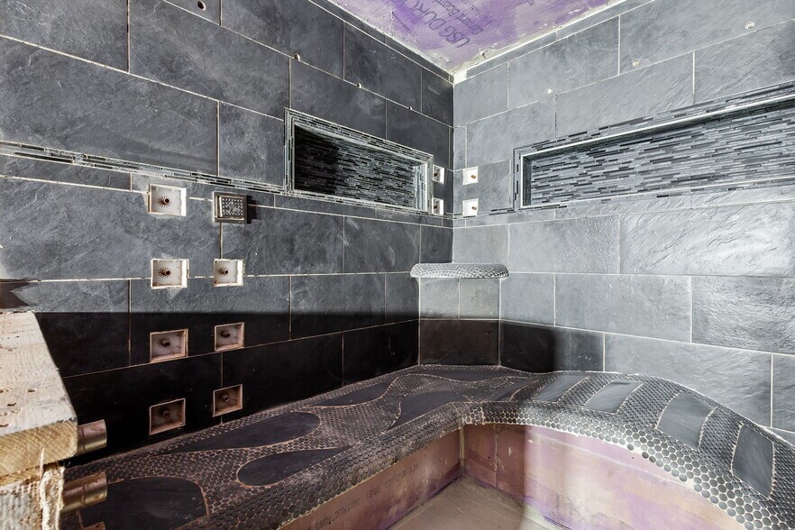 More Photos Of 2507 E 1100 N, Demotte Apartments For Sale