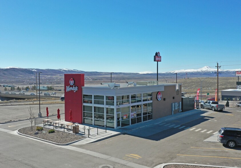 Primary Photo Of 2456 Mountain City Hwy, Elko Fast Food For Sale