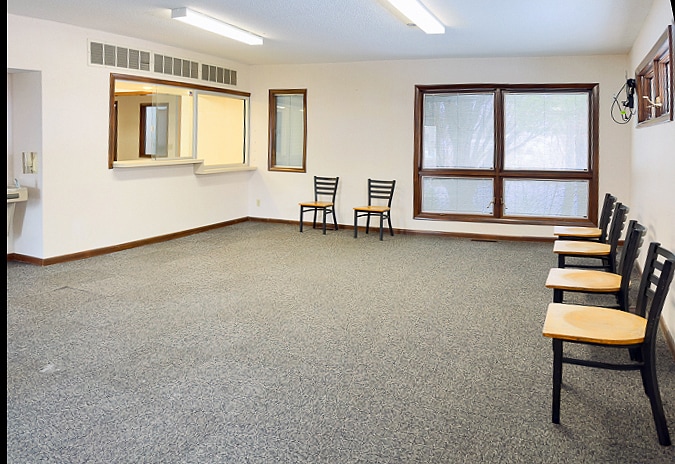 More Photos Of 1515 W Walnut St, Jacksonville Medical For Sale