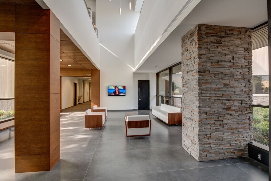 More Photos Of 3300 E Renner Rd, Richardson Office For Lease