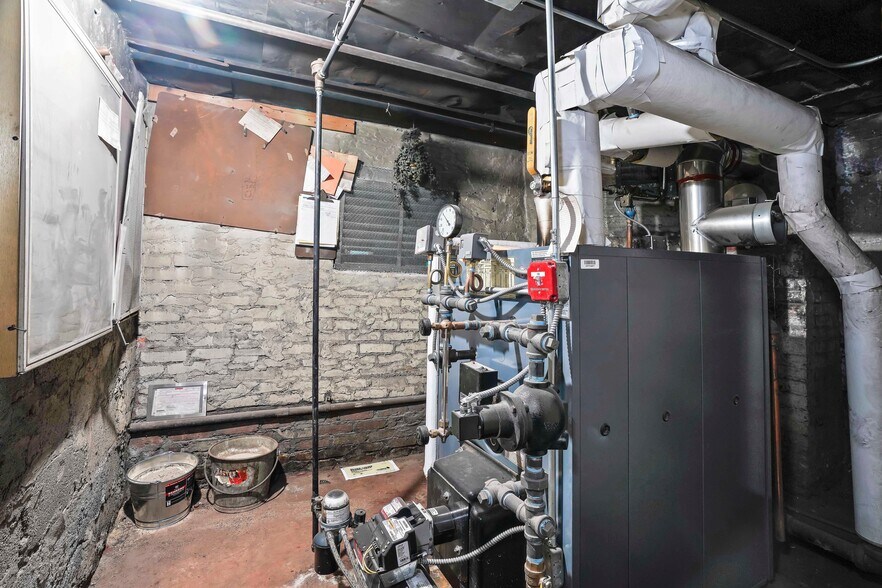 More Photos Of 6109 Catalpa Ave, Ridgewood Multifamily For Sale