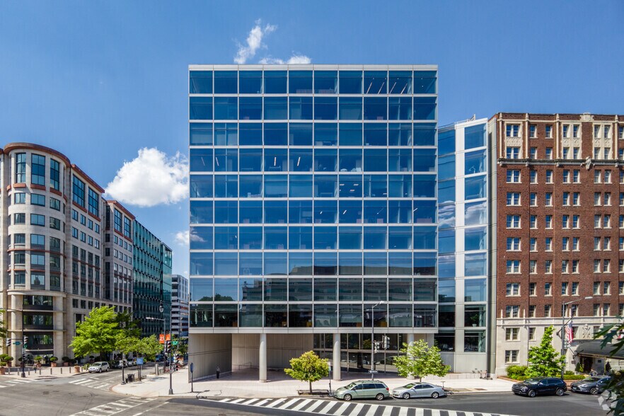 More Photos Of 2099 Pennsylvania Ave NW, Washington Office For Lease
