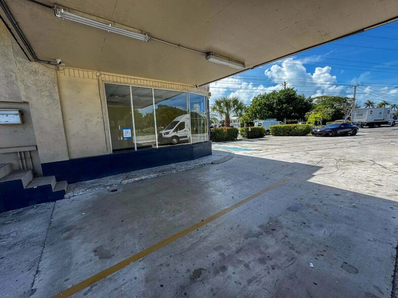More Photos Of 5300 US Highway 1, Key West General Retail For Lease