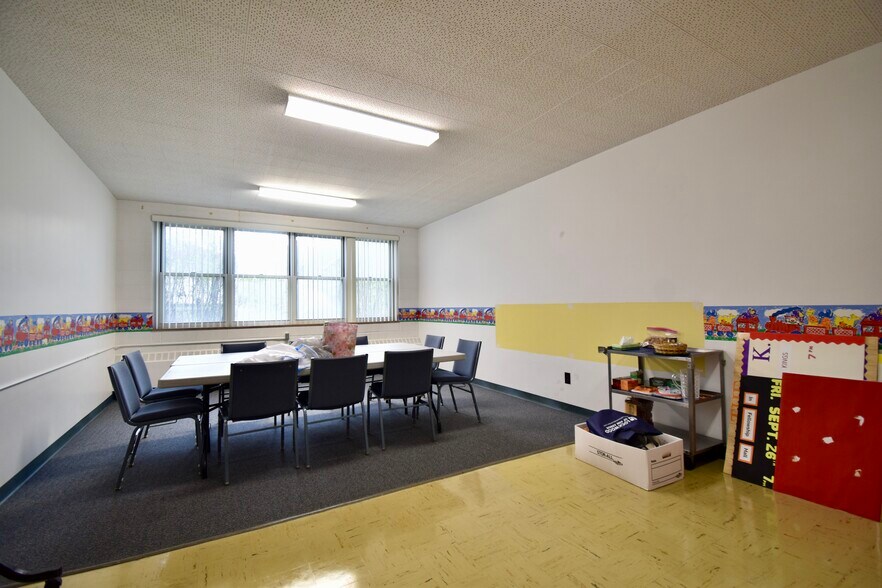 More Photos Of 209 Washtenaw Rd, Ypsilanti Specialty For Lease