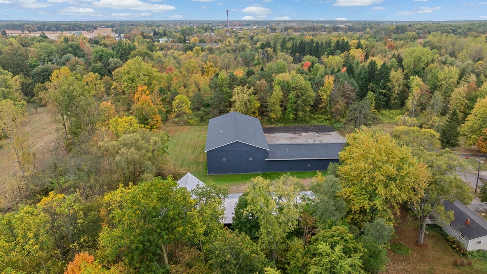 More Photos Of 74026 Tietz St, Armada Warehouse For Sale