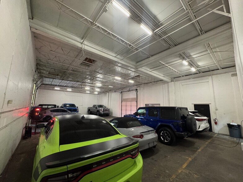 More Photos Of 4315 E Columbus Dr, Tampa Warehouse For Sale