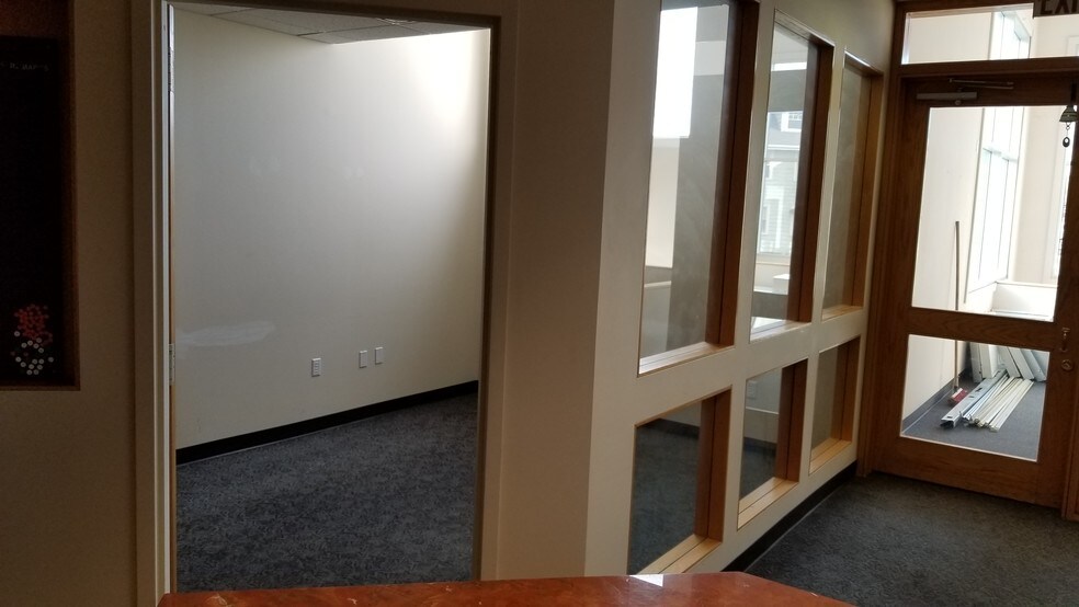 More Photos Of 303 Worcester Rd, Framingham Unknown For Lease