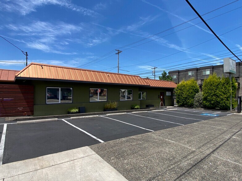 More Photos Of 1832 N Lombard St, Portland Medical For Lease