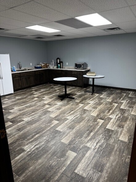 More Photos Of 161 4th Ave N, Foley Office For Lease