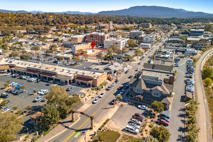 More Photos Of 41950 6th St, Temecula Storefront Retail Office For Sale