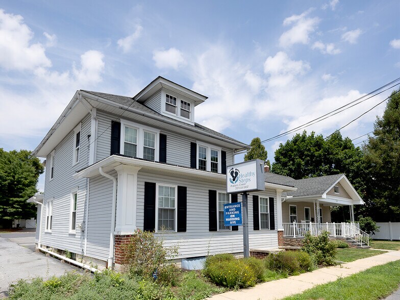 Primary Photo Of 1529 E Chocolate Ave, Hershey Medical For Lease