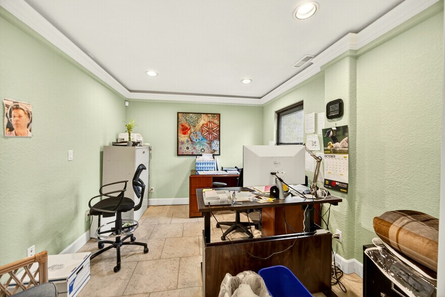 More Photos Of 3100 Merriman Rd, Medford Warehouse For Sale