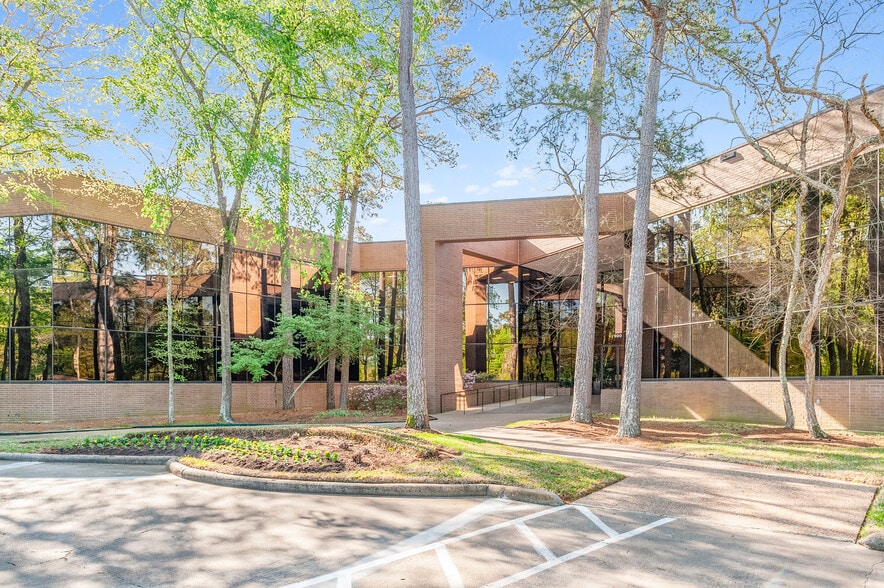 More Photos Of 600 Rockmead Dr, Kingwood Unknown For Lease